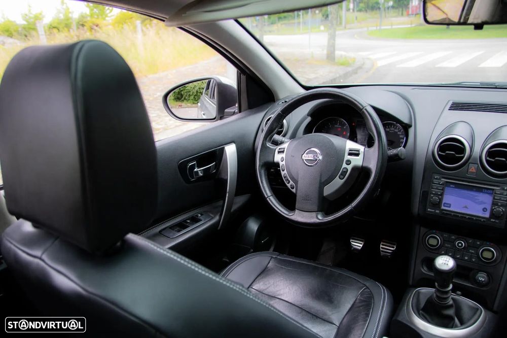 Nissan Qashqai +2 - 43