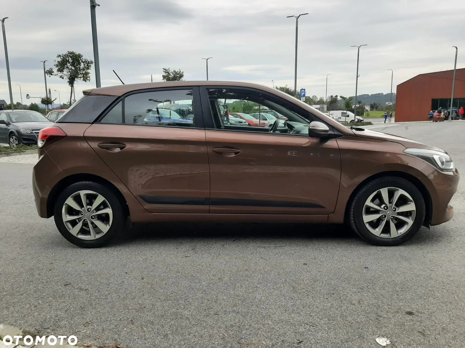 Hyundai i20 1.1 CRDi Elegant - 8
