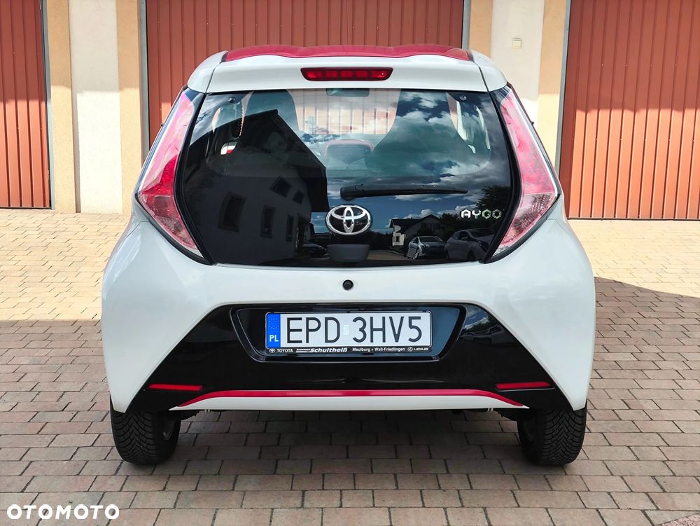Toyota Aygo x-cite - 15