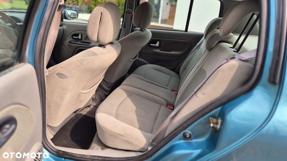 Renault Clio 1.4 16V Extreme - 8