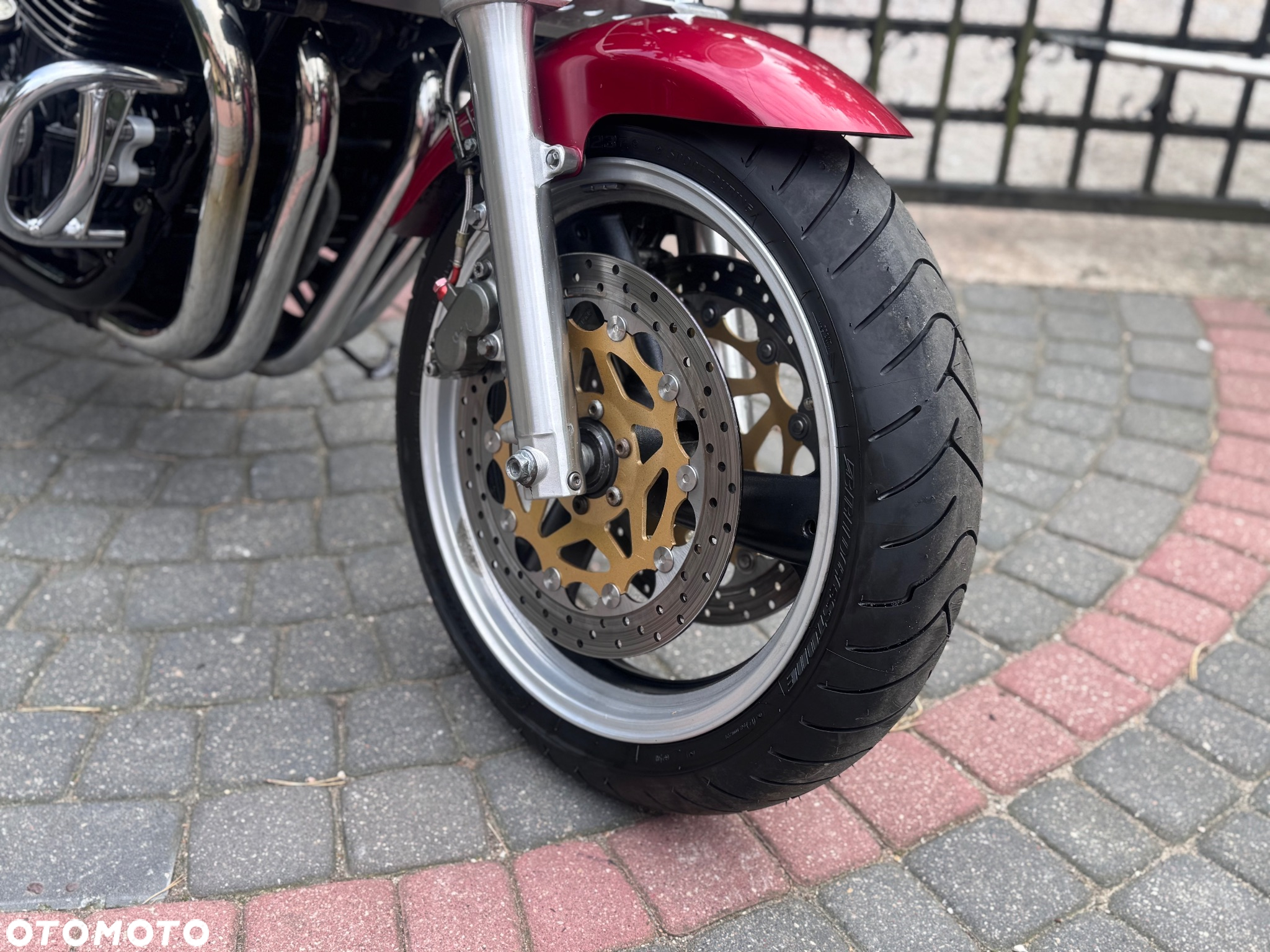 Yamaha XJR - 23