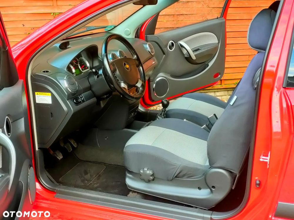 Chevrolet Aveo 1.4 16V LS - 5