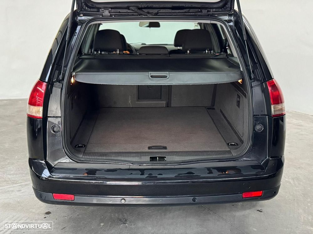 Opel Vectra Caravan 1.9 CDTi Executive - 16