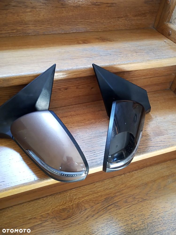 Lusterko. HYUNDAI I 20 lewe  prawe 6 pin pin - 5