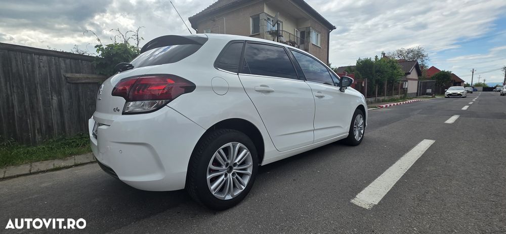 Citroën C4 HDi 115 Selection - 4