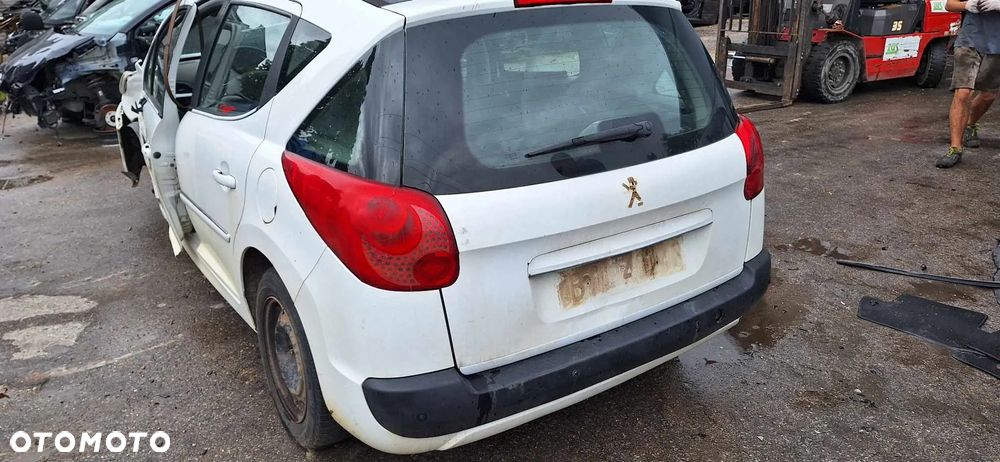 PEUGEOT 207 EWPB 1,6ehdi 92km rozrusznik - 5