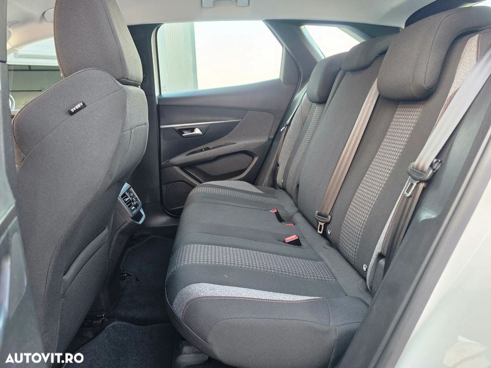 Peugeot 3008 1.5 BlueHDI S&S Active - 12