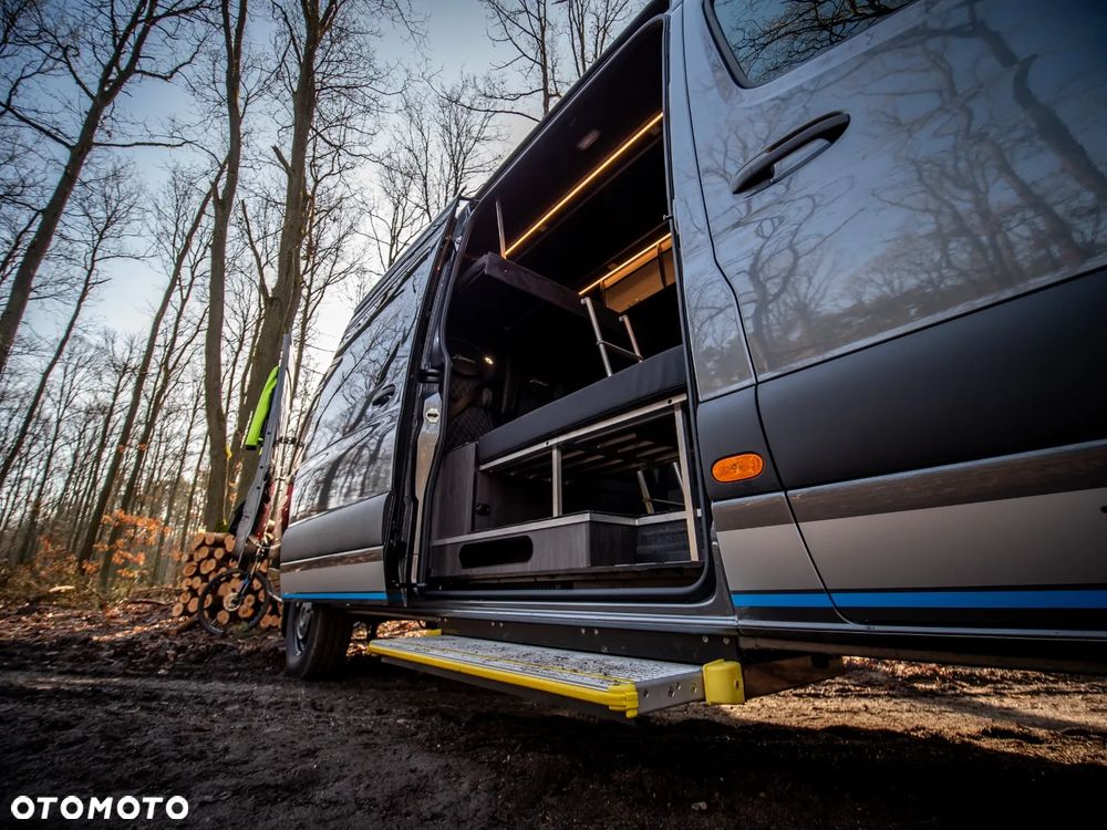 Mercedes-Benz Sprinter - 5