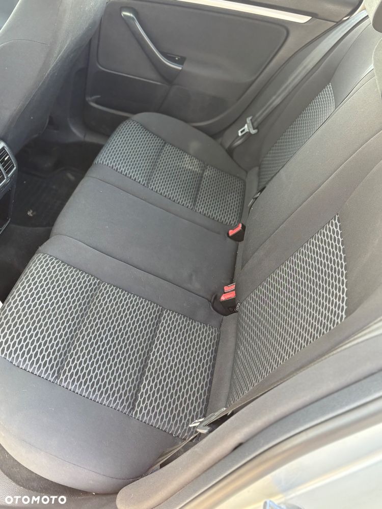 Volkswagen Golf 1.6 TDI Trendline - 15