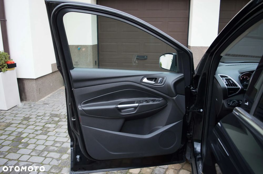 Ford Kuga 2.0 TDCi 4WD Titanium - 13