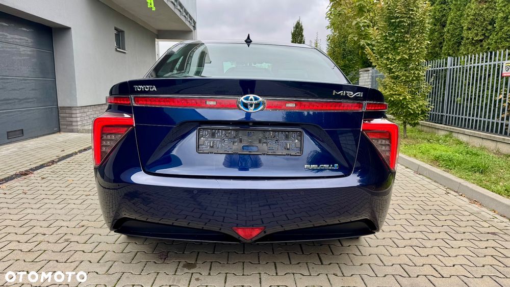 Toyota Mirai - 14