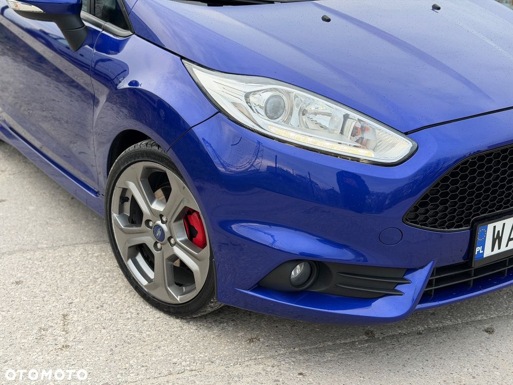 Ford Fiesta 1.6 EcoBoost ST - 21