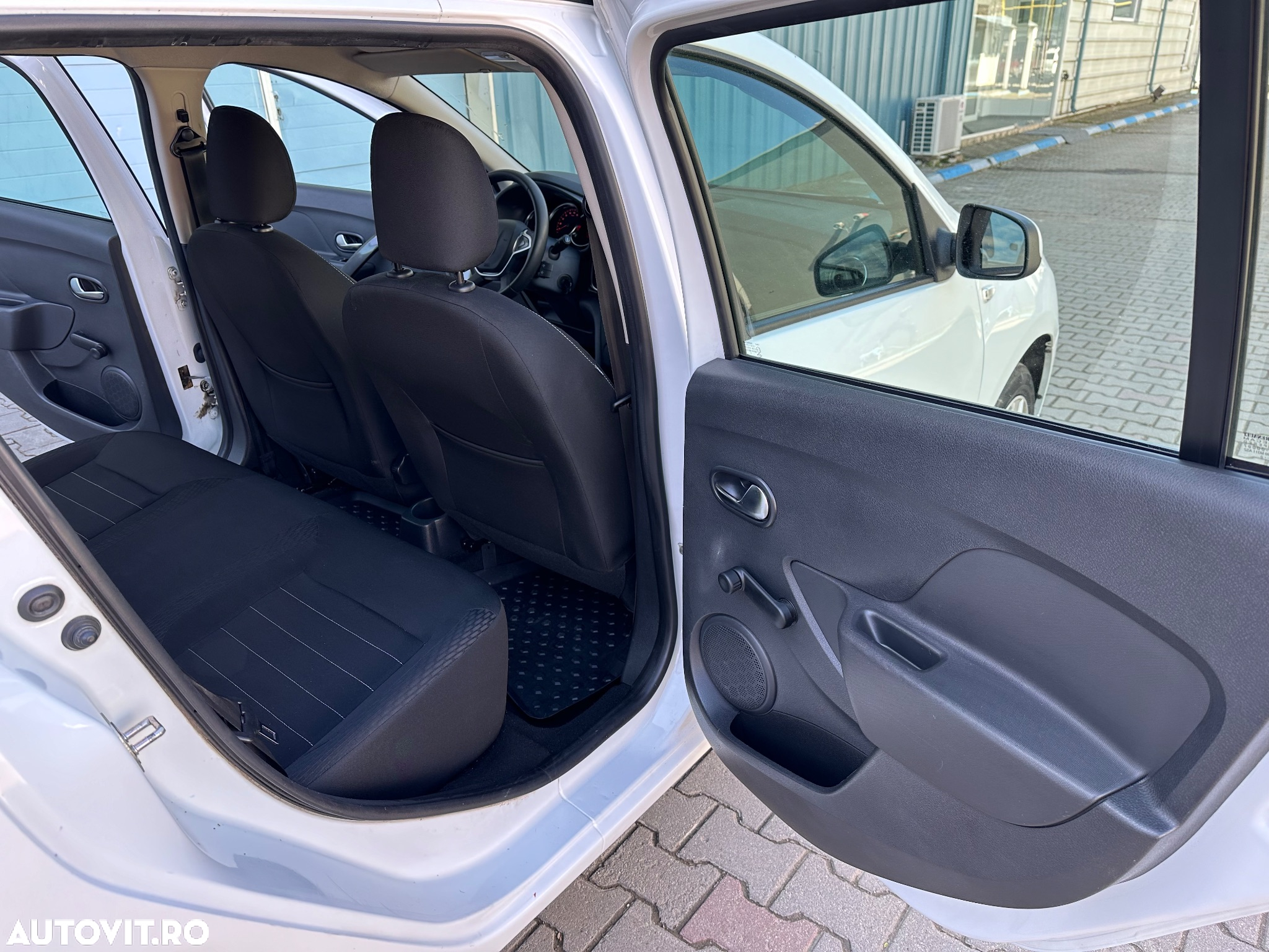 Dacia Logan 1.5 Blue dCi Laureate - 25