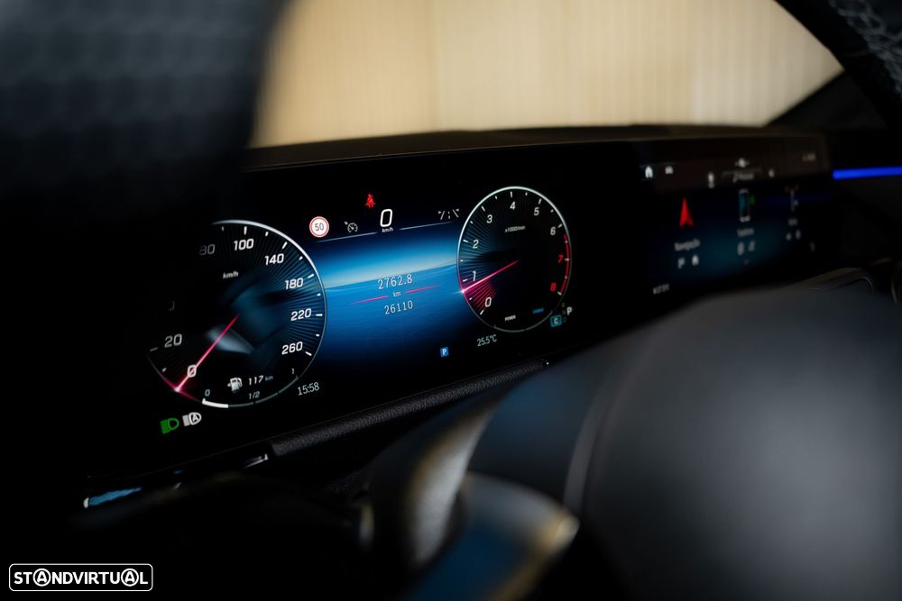 Mercedes-Benz GLA 200 AMG Line - 55