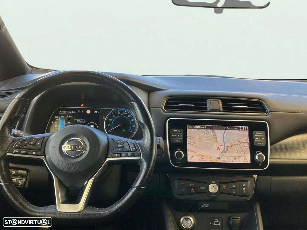 Nissan Leaf N-Connecta - 10
