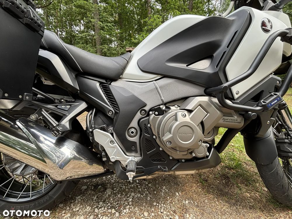 Honda VFR - 6
