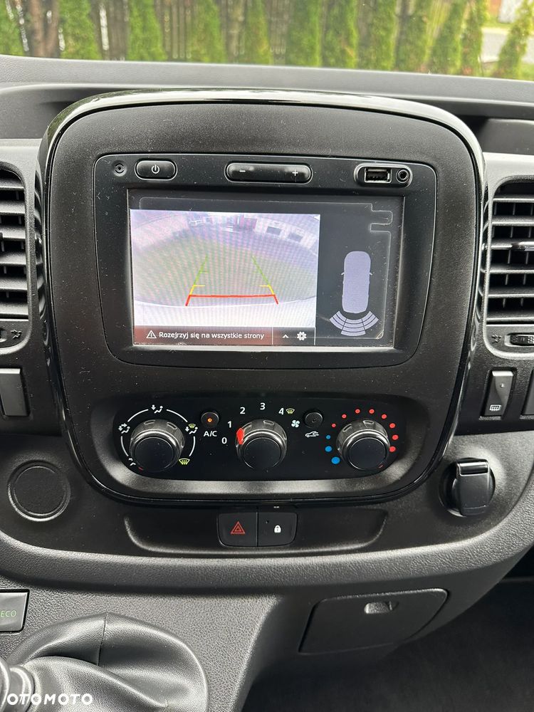 Opel Vivaro - 18