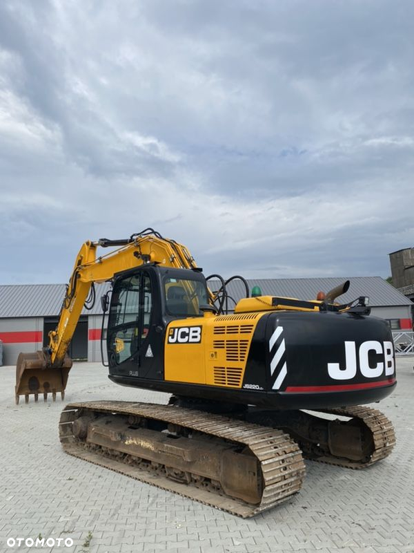 JCB JS 220 LC