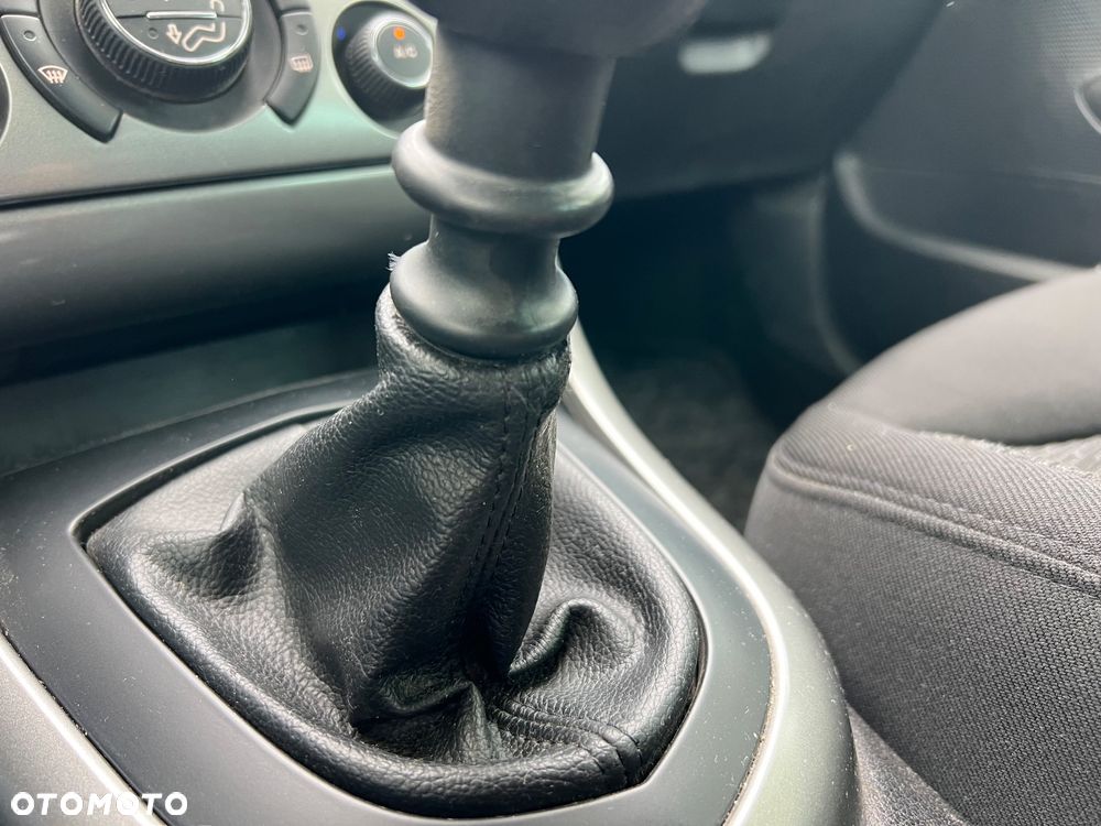 Peugeot 308 1.6 Premium - 22