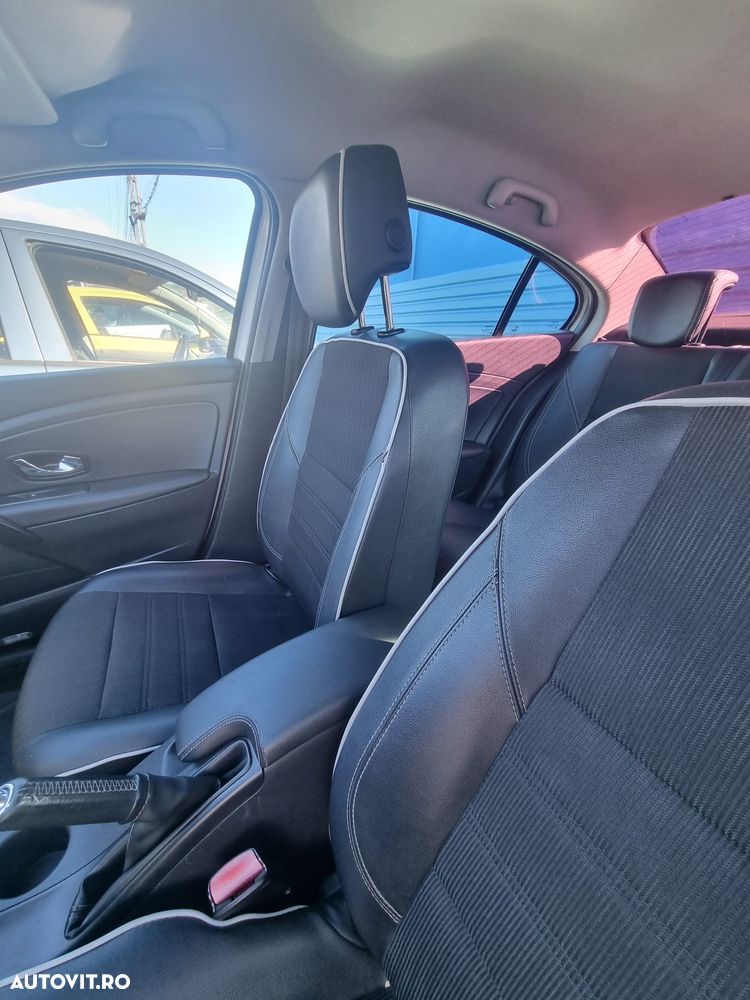 Renault Fluence 1.6 Dynamique - 8