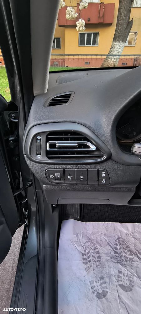 Hyundai i30 - 12