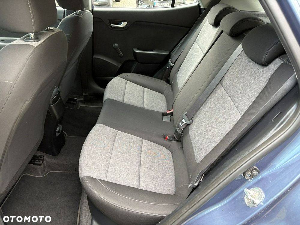 Kia Stonic - 12