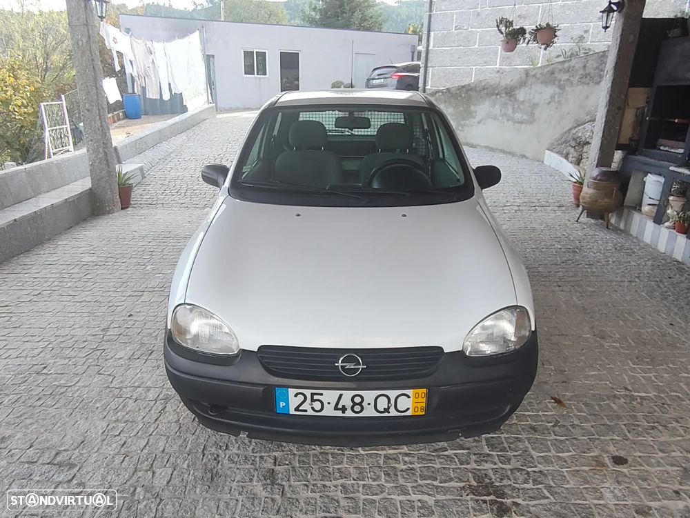 Opel Corsa - 1