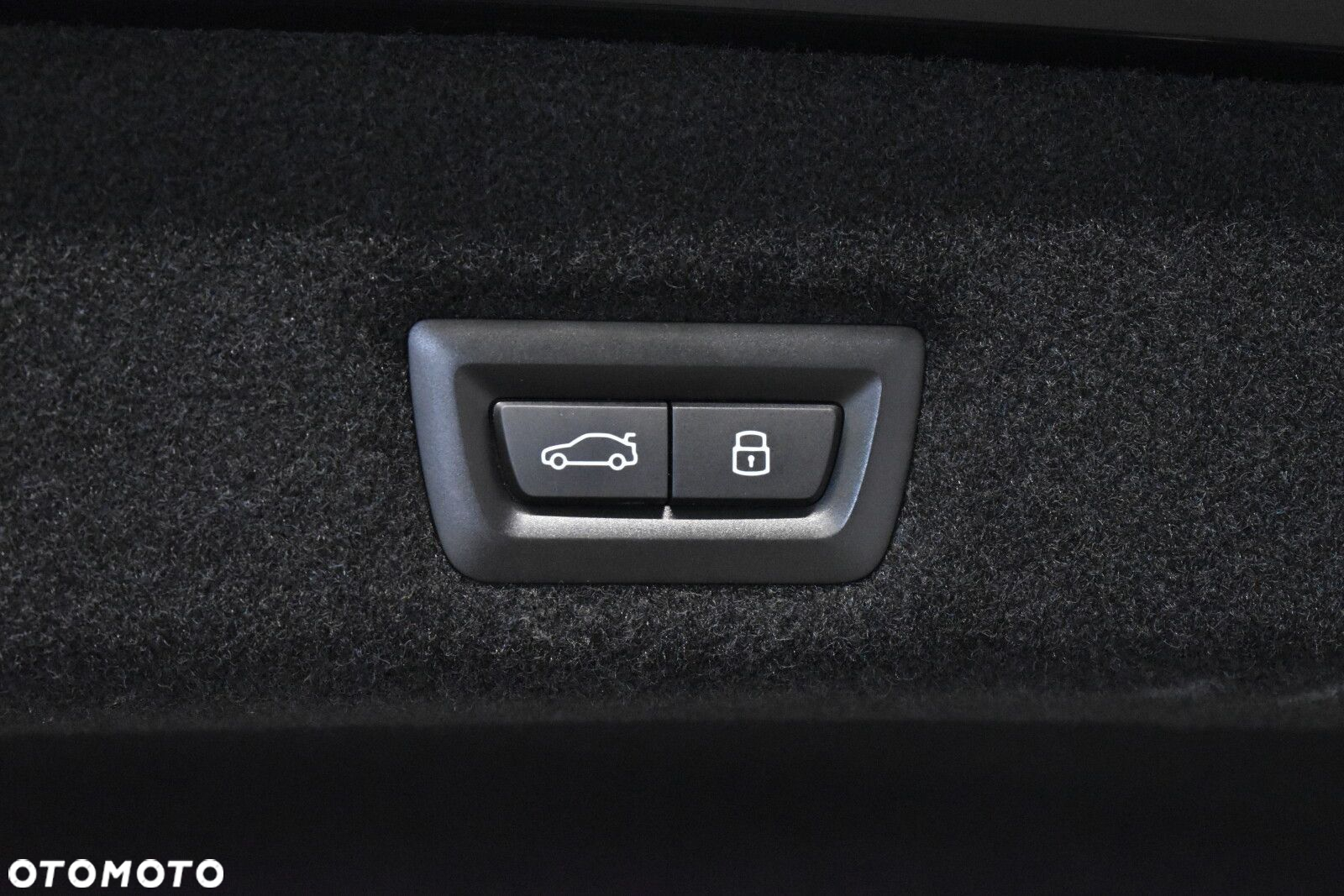 BMW Seria 7 - 26