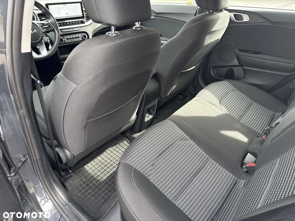 Kia Ceed 1.5 T-GDI M DCT - 26