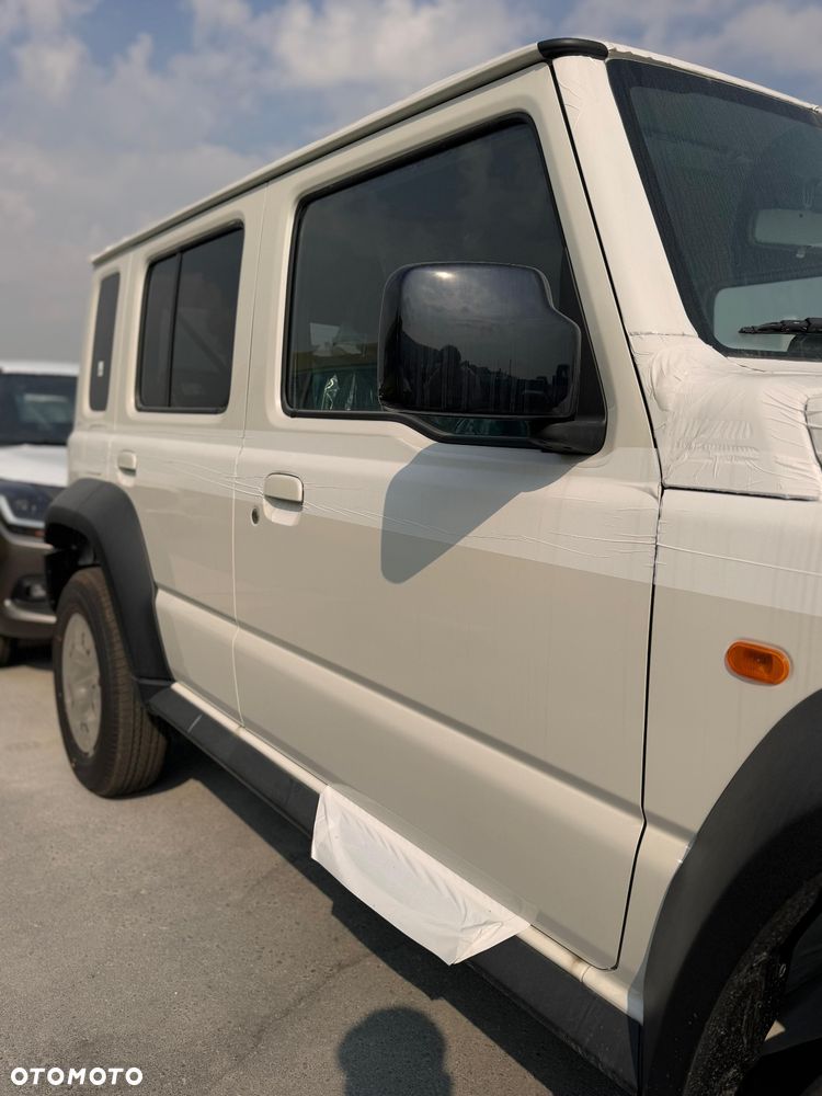 Suzuki Jimny 1.5 Elegance - 6