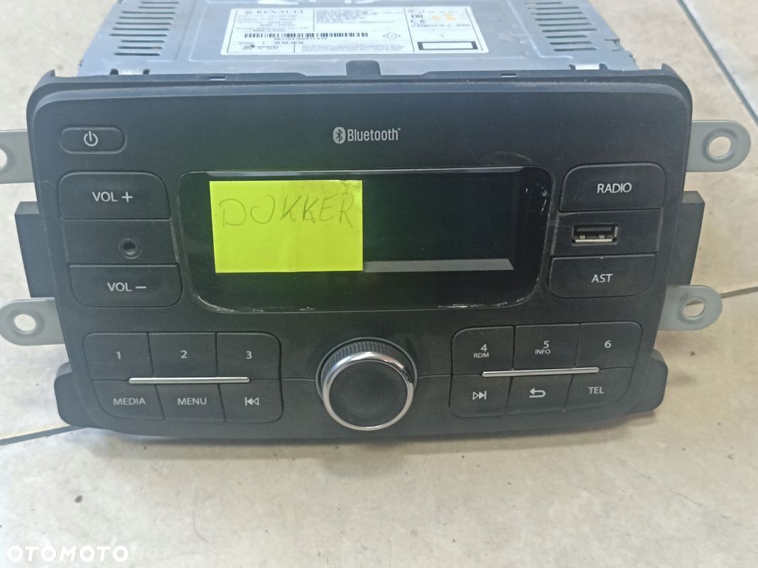 DACIA DOKKER CD RADIO BLUETOOTH - 1
