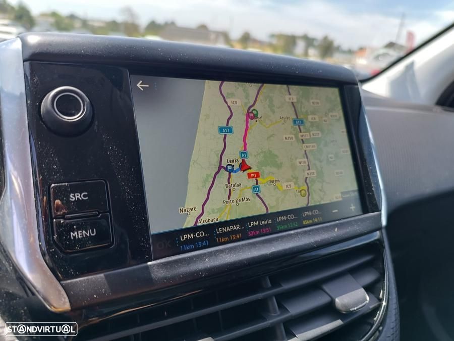 Peugeot 2008 1.5 BlueHDi Signature - 14