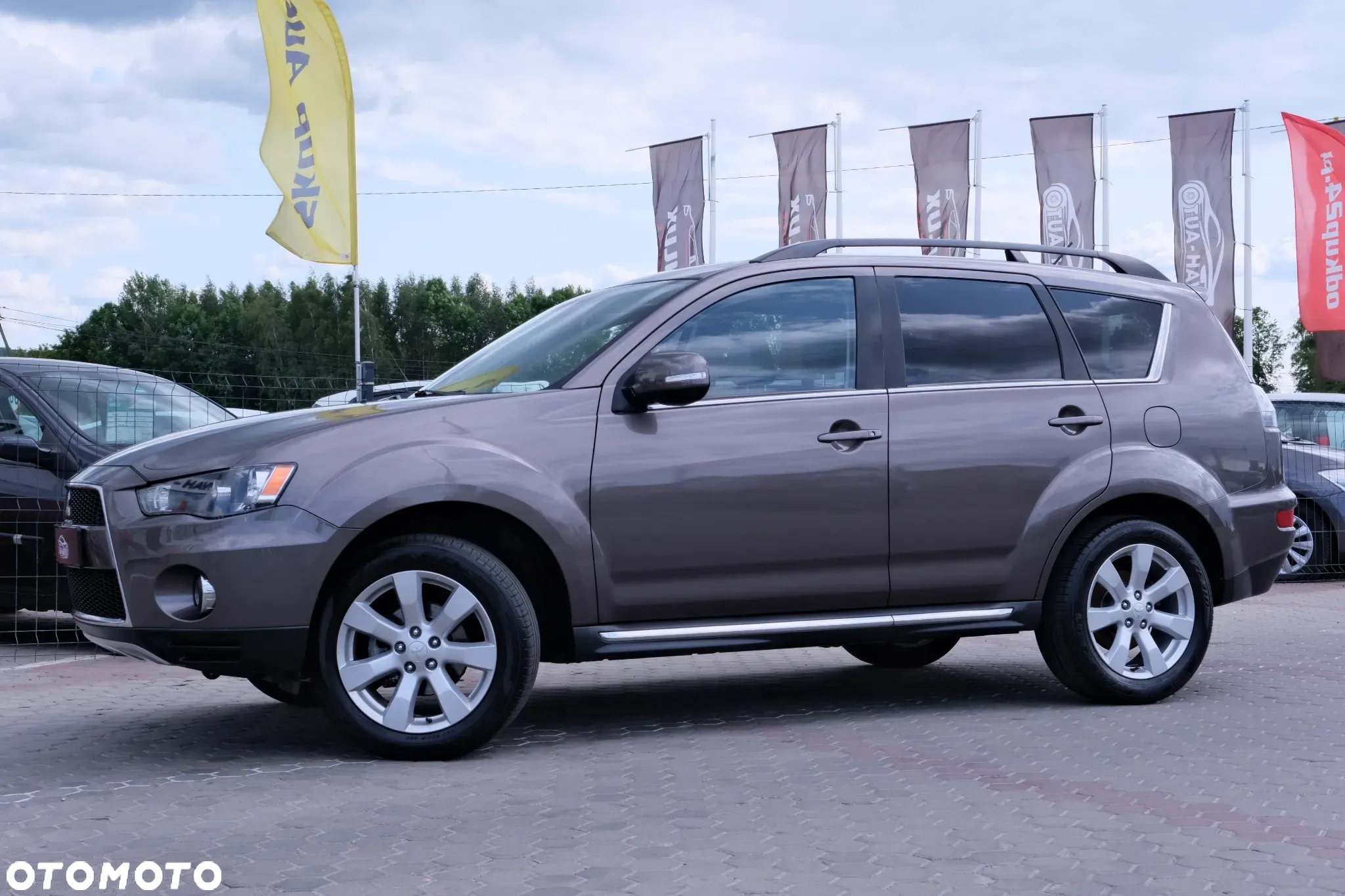 Mitsubishi Outlander 2.0 2WD - 19