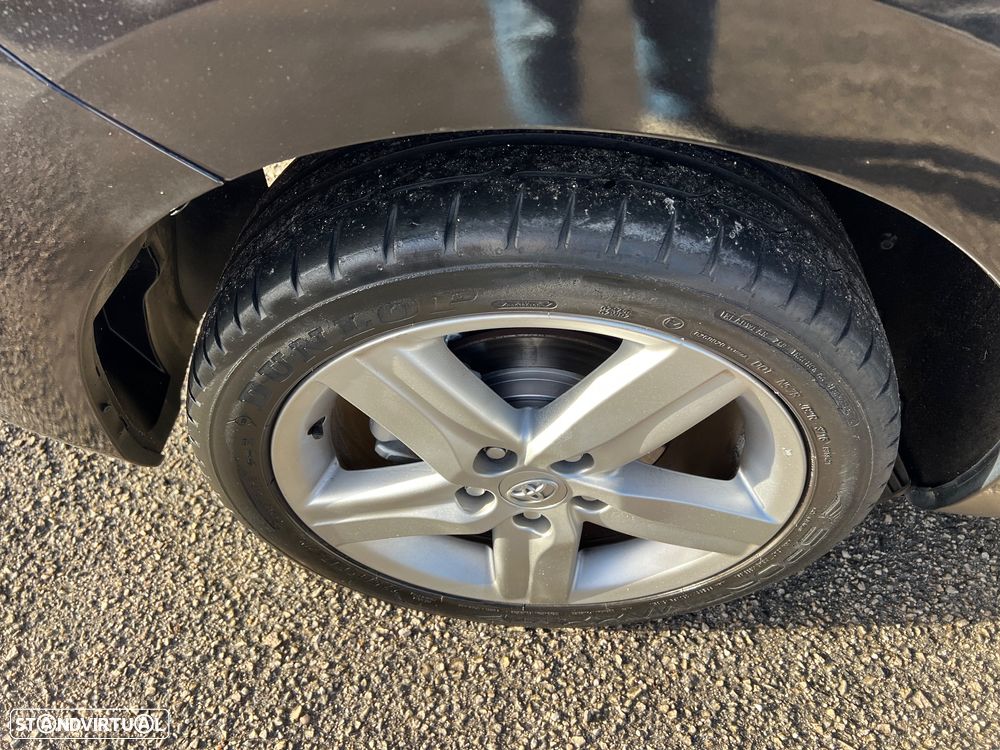 Toyota Auris 1.4 D-4D Exclusive +P.Sport+VSC - 17