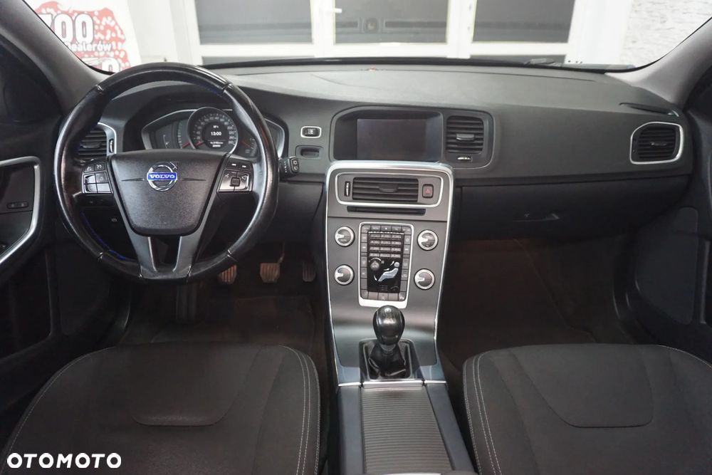 Volvo V60 DRIVe Kinetic - 19