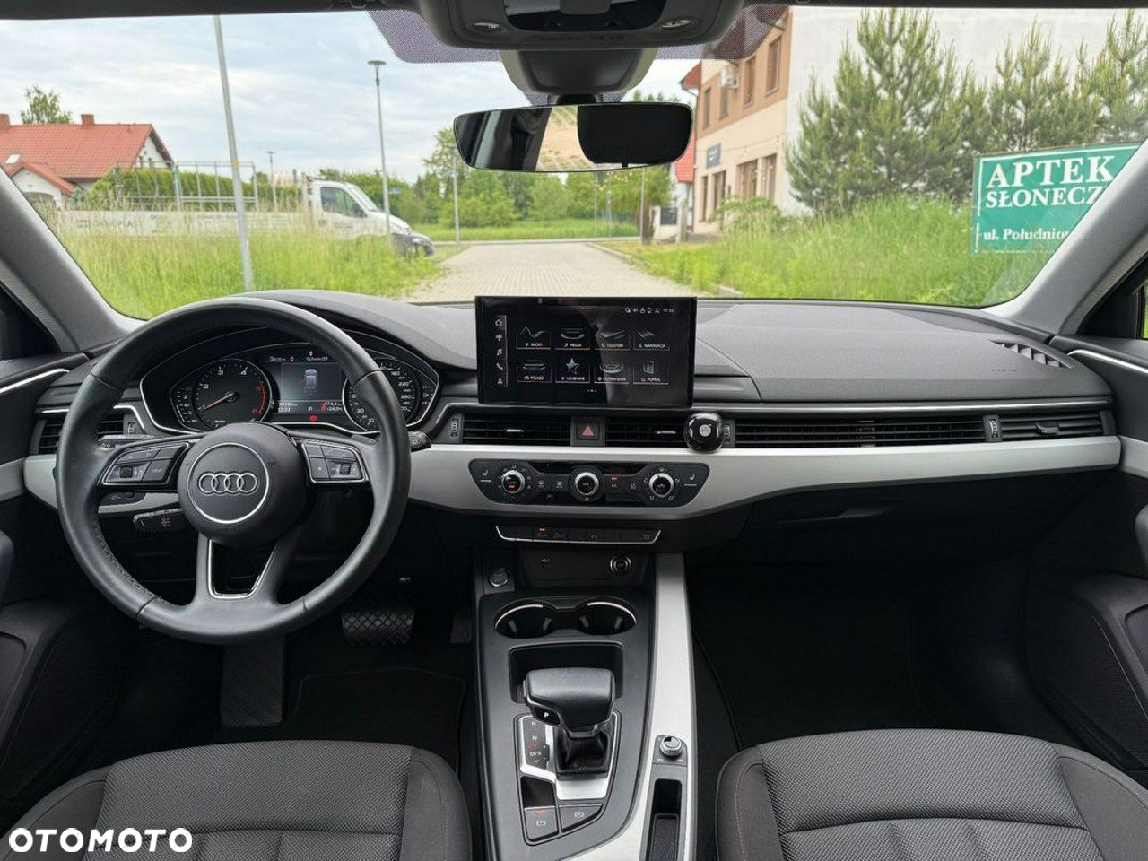 Audi A4 Avant 30 TDI S tronic advanced - 16
