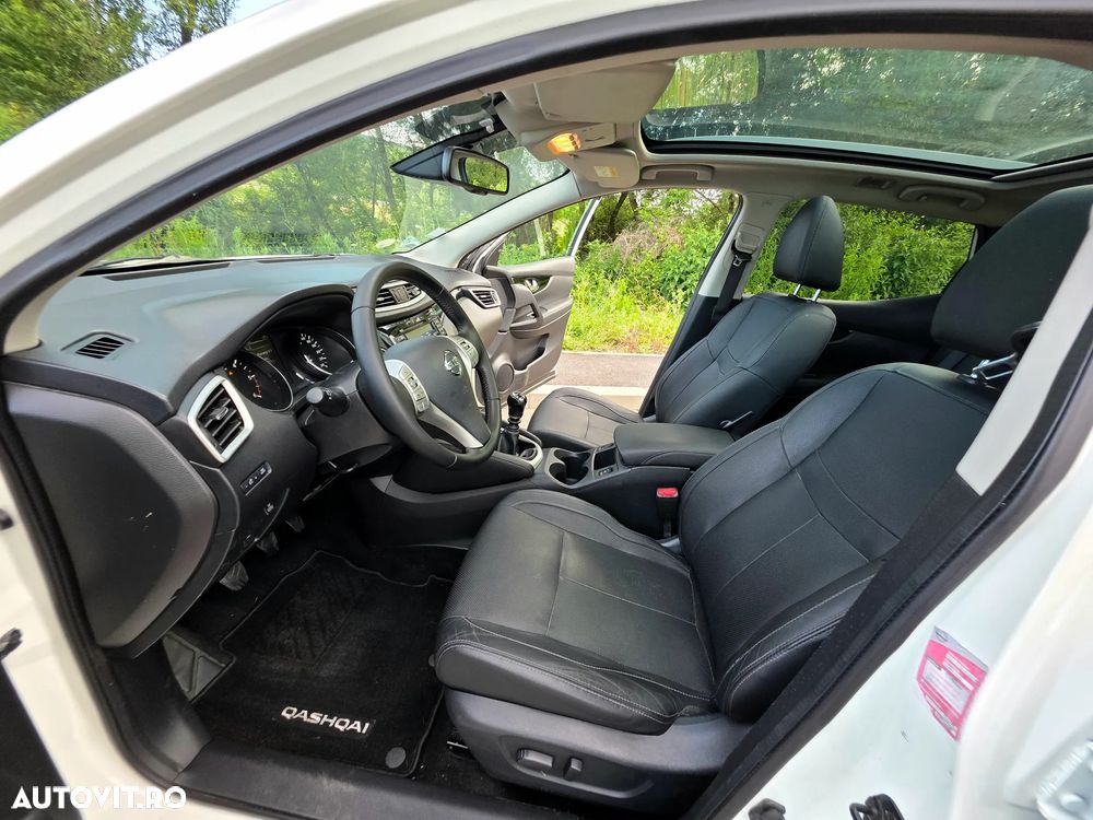 Nissan Qashqai 1.6 DCI ALL-MODE 4x4i TEKNA+ - 13