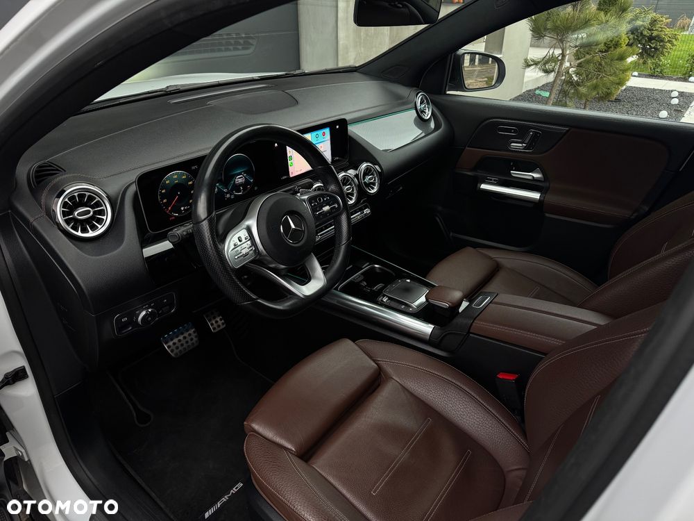 Mercedes-Benz GLA 250 4Matic 8G-DCT AMG Line - 15