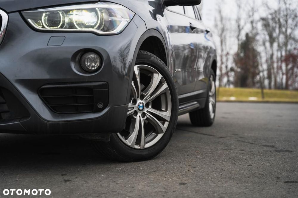 BMW X1 - 13
