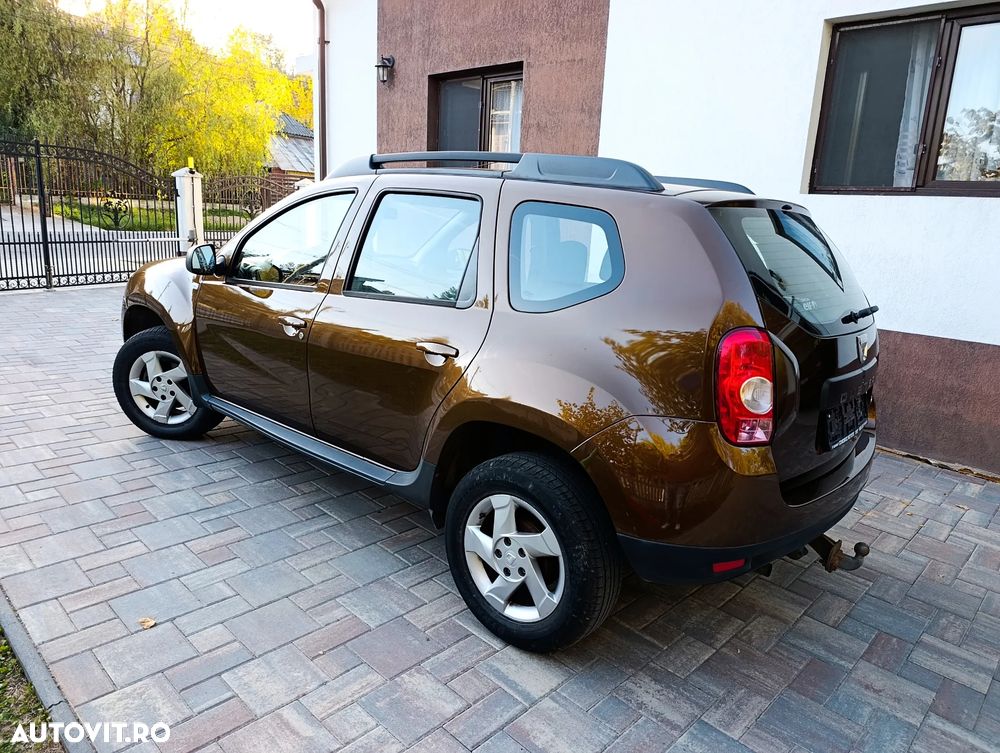 Dacia Duster 2012 photo 3