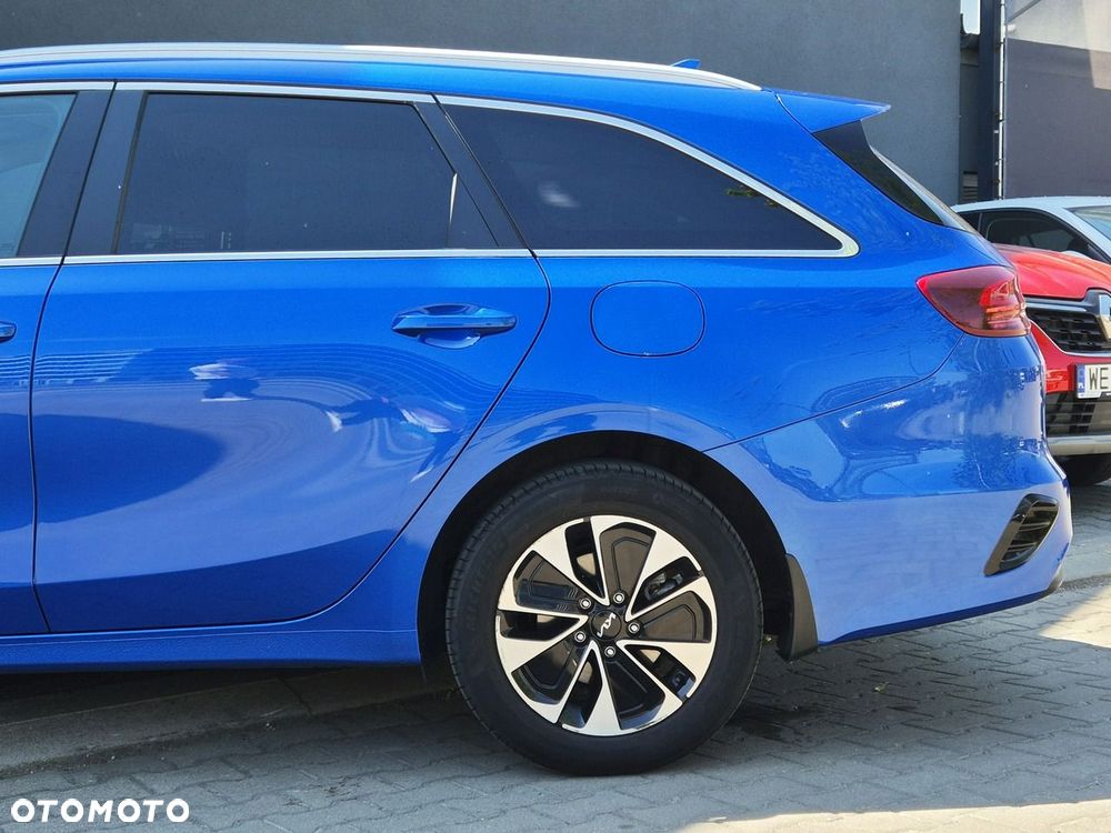 Kia Ceed 1.5 T-GDI M DCT - 11