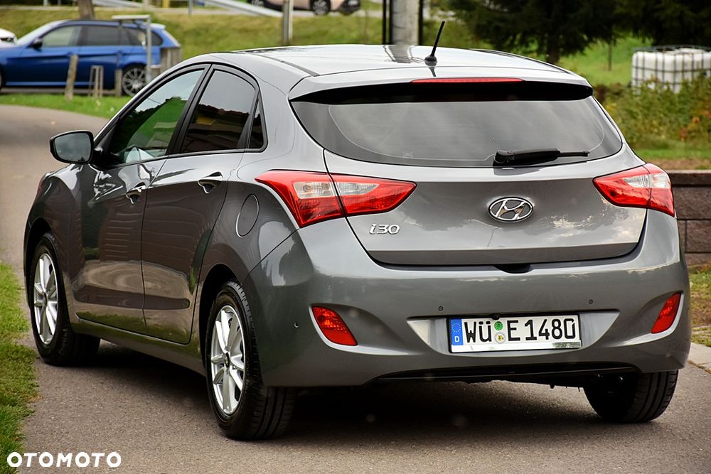 Hyundai i30 1.4 Premium - 4
