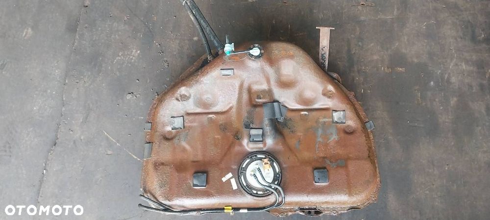 BAK ZBIORNIK PALIWA + POMPKA METALOWY CHEVROLET EPICA II 2.0 24V 96640505 - 1