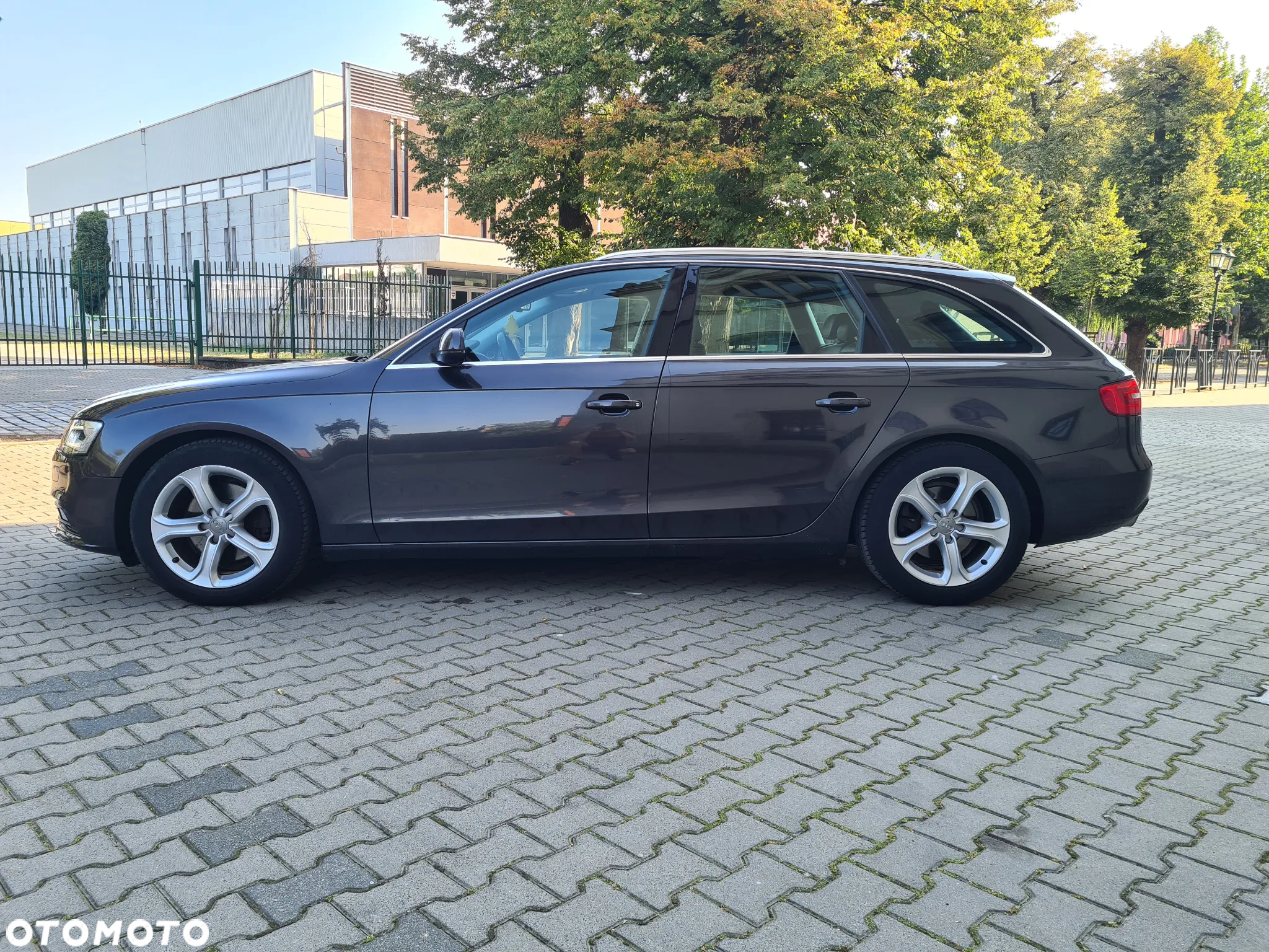 Audi A4 Avant 2.0 TDI ultra - 3