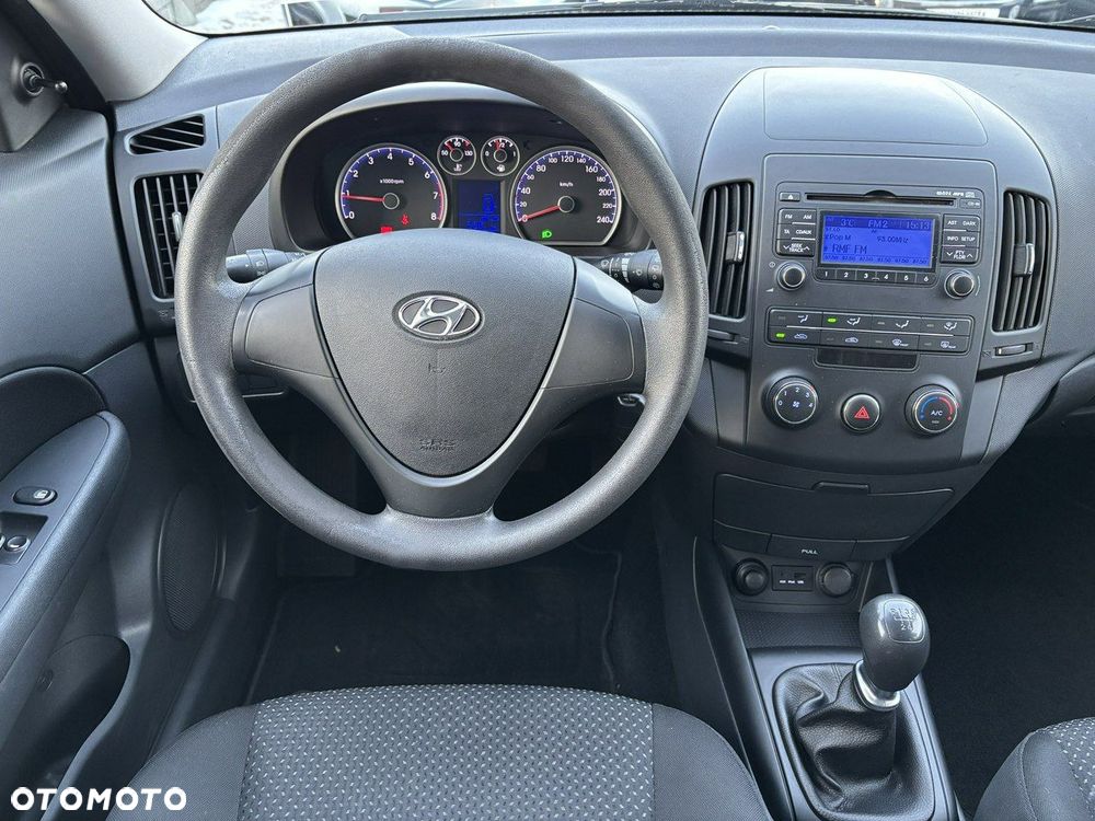 Hyundai i30 1.4 Comfort EU5 - 28