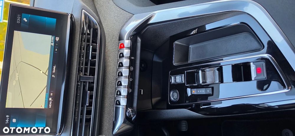 Peugeot 3008 BlueHDi 130 Stop & Start EAT8 Allure - 27