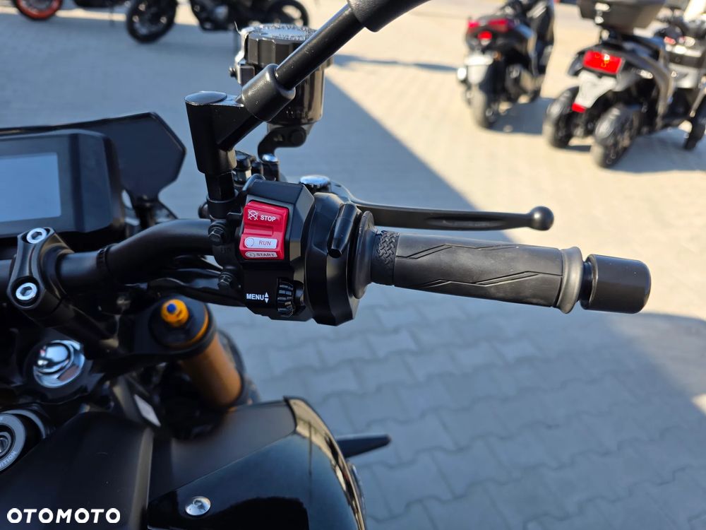 Yamaha MT - 11