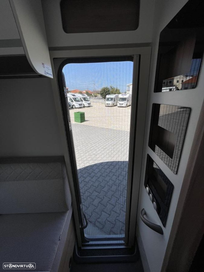 Adria Matrix 640 DC GT Edition c.central e basculante - 26