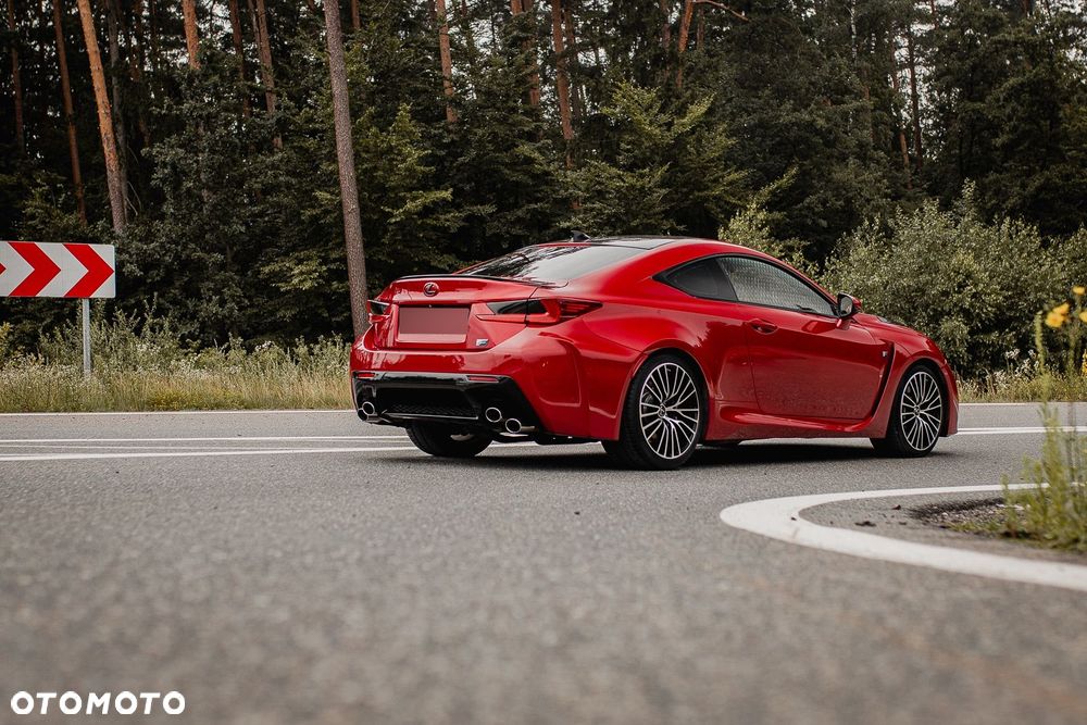 Lexus RC F Carbon - 3