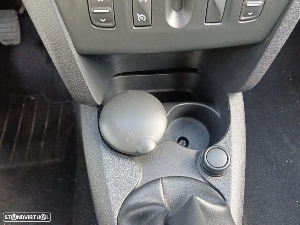 Dacia Sandero 1.5 dCi Stepway - 15